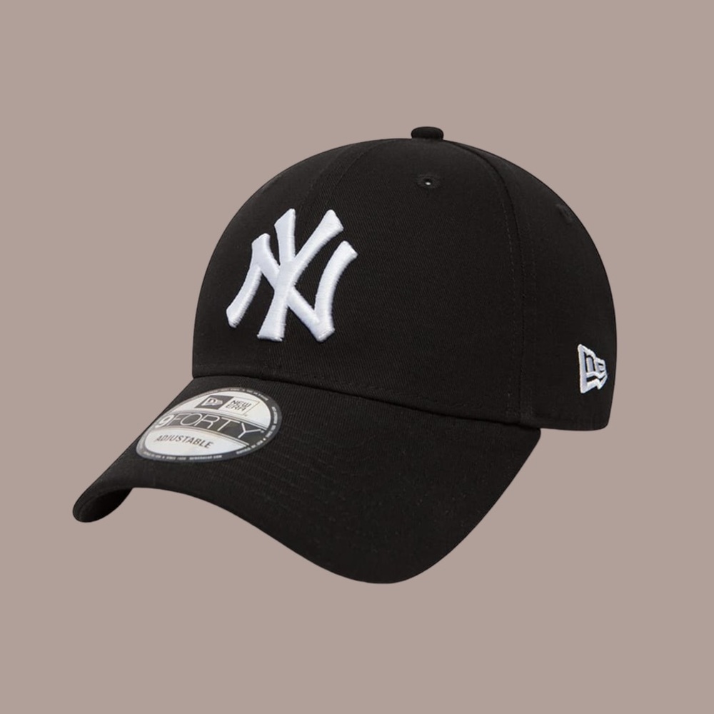 New area New York Yankees essentials one size fits all